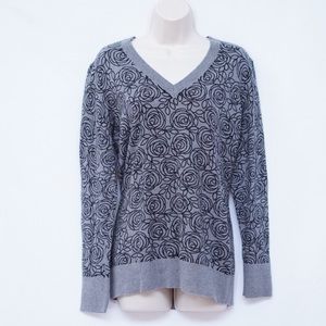 Long-sleeved grey Gap top
